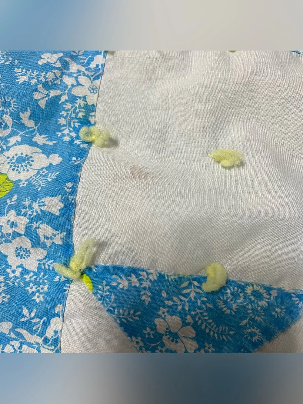 Vintage Ohio Star Patchwork Baby Crib Tie Quilt 32” x 44”